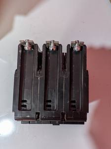 Controlador de programación Plc EGB34015 15 Amp 480/277V Disyuntor de <span class=keywords><strong>3</strong></span> polos (ENVÍO MISMO DÍA) - Product Image 2