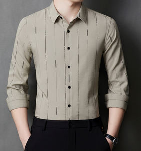 OEM/ODM Camisas <span class=keywords><strong>Slim</strong></span> <span class=keywords><strong>Fit</strong></span> stile Casual fornitore di <span class=keywords><strong>abbigliamento</strong></span> stampato personalizzabile da <span class=keywords><strong>uomo</strong></span> con risvolto Casual camicia traspirante - Product Image 4