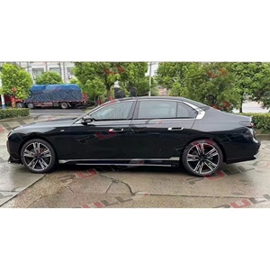 Kit de carrocería para BMW 7S G70 2023, actualización a M760, modelo Black <span class=keywords><strong>Warrior</strong></span>, incluye labio delantero, difusor trasero, tubos de cola, faldones laterales, alerón - Product Image 5