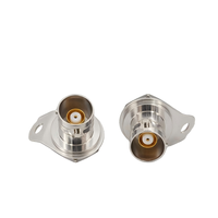 Connecteur coaxial triple femelle BNC TRB PL75-47 fourni par le fabricant