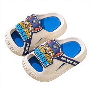Sandales et chaussons d'été pour enfants Wang Wang Team <span class=keywords><strong>Li</strong></span> <span class=keywords><strong>Da</strong></span> Gong, à bout fermé, motif dessin animé, antidérapants et anti-collision pour l'intérieur - Product Image 1