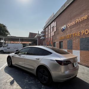 รถยนต์ไฟฟ้า Tesla Model 3 ปี 2021 มือสอง พวงมาลัยซ้าย สภาพดี เบาะหนัง หลังคาพาโนรามา เกียร์อัตโนมัติ - Product Image 4