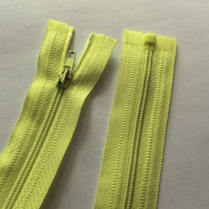 Chất lượng cao tùy chỉnh màu sắc nhà máy bán buôn No.3 Nylon mở kết thúc dây kéo cho hàng may mặc dây kéo - Product Image 2