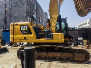 Used Caterpillar 330GC Crawler Excavator 30Ton Operating Weight 2025 Model Year Engine & Motor Core Components Sale Low Price - Product Image 6