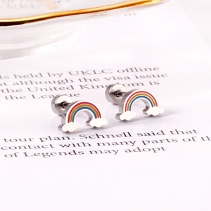Boucles d'oreilles clous en acier inoxydable plaqué or en forme d'arc-en-ciel pour filles et femmes - Product Image 6