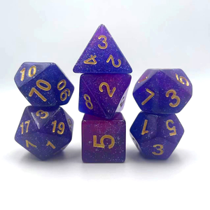 Feeron - Juego de 7 dados poliédricos de acrílico con purpurina galáctica azul y morado para juegos de rol D&D, DND, Pathfinder - Duraderos - Product Image 1