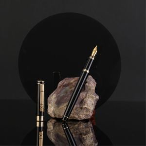 Conjunto de Canetas Tinteiro Personalizadas com Logo, Estojo de Veludo, Cartuchos Recarregáveis, Kits Promocionais para Feiras de Negócios OEM - Product Image 4