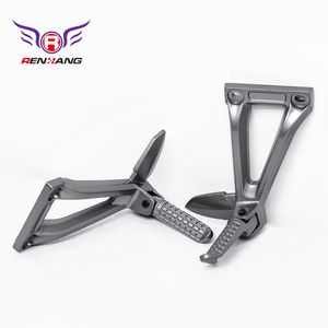 Reposapiés Trasero Gris de Aluminio Fundido ADC12 de Fábrica Original <span class=keywords><strong>Ren</strong></span> <span class=keywords><strong>Hang</strong></span> para Motocicletas Italika 250, Componente del Sistema de Carrocería, 1 Año de Garantía - Product Image 1