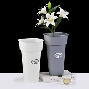 Wholesale <b>Square</b> ABS Plastic <b>Vase</b> Black White Color Multipurpose <b>Vase</b> Home Office Event Centerpieces Decor <b>Vase</b> - Product Image 4