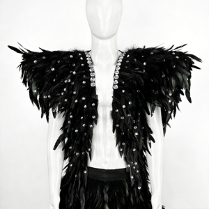 Épaulette en plumes d'oie avec accents de cristal pour tenue de festival de danse Samba, accessoire de vêtement dramatique en plumes pour l'épaule - Product Image 2