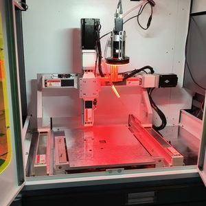 Mini machine de découpe laser 1500W haute performance de haute précision conçue pour le traitement de précision exigeant de la tôle - Product Image 4