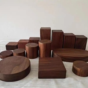 Porta Tarjetas de Madera de Nogal Negro, Base de Madera Sólida en Forma de U, Diseño Moderno y Simple para Exhibición de Menús de Negocios - Product Image 4