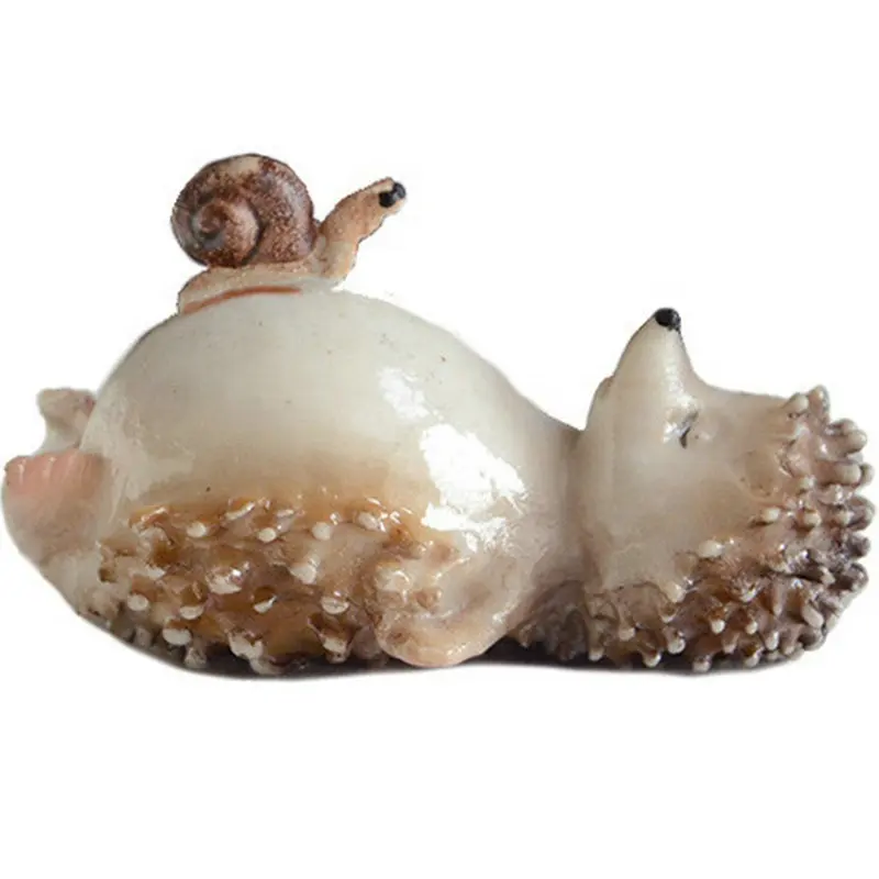 Z08921A Bunte süße Harz Handwerk Igel mit Schnecke Tier figur Ornamente Statuen Tier Ornament Dekoration Geschenke