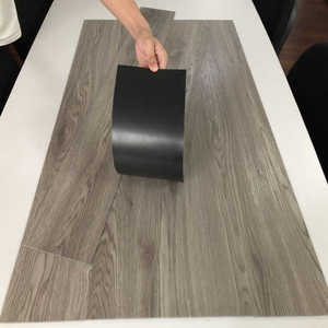 ราคา<span class=keywords><strong>กระเบื้อง</strong></span>ปูพื้นแบบมีกาวในตัวจากโรงงาน ไม้ <span class=keywords><strong>LVT</strong></span> <span class=keywords><strong>ยาง</strong></span> ไวนิล แผ่นพลาสติก ลุคหรูหรา กันน้ำ <span class=keywords><strong>กระเบื้อง</strong></span>ไวนิลหรูหรา - Product Image 1