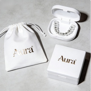Boîte robuste personnalisée <span class=keywords><strong>pour</strong></span> aligneurs orthodontiques en gros avec sacs de rangement <span class=keywords><strong>pour</strong></span> laboratoire <span class=keywords><strong>dentaire</strong></span> et stockage de prothèses dentaires - Product Image 1
