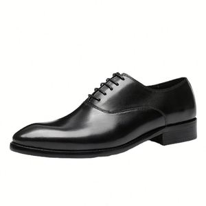 Zapatos de Vestir Formales Clásicos de Moda, Zapatos de Cuero Marrón con Punta de Ala para Hombre, Aumento de Altura de 7 cm, Bordados, Ligeros - Product Image 1