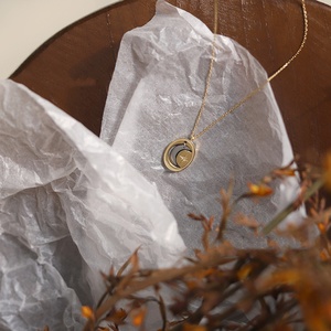 Collana MECYLIFE con Pendente a Stella e Luna Bicolore, Regalo Personalizzato per Donne, Collana Minimalista in Acciaio Inossidabile con Zirconi - Product Image 5