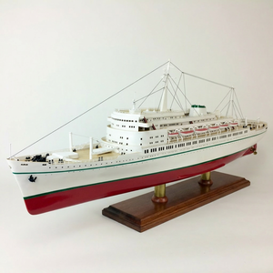 Modèle de bateau en bois SS Michelangelo, fait main, cadeau original, GIA NHIEN CO.LTD, décoration nautique pour la maison - Product Image 1