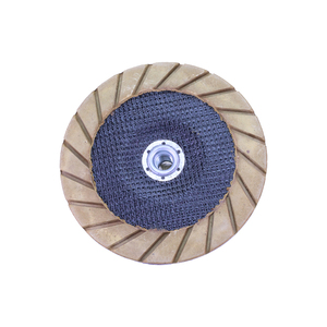Meule diamantée en céramique sur mesure SUMO Factory pour le ponçage de sols en béton dur - Product Image 1