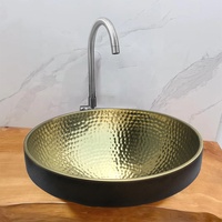 Offre Spéciale toilettes avec évier sur le dessus, réservoir de lavage avec fonction de lavabo, bidet, lavage à la main féminin
