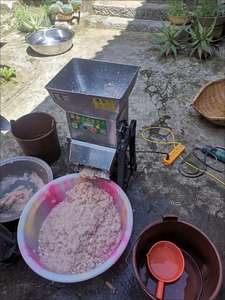 Fraiseuse industrielle pour râper la pâte de manioc frais Broyeur de farine de pomme de terre Séparateur de patates douces Broyeur de pommes de terre - Product Image 5