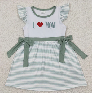 <span class=keywords><strong>Abbigliamento</strong></span> all'Ingrosso per Fratelli Coordinato con Ricamo 'I Love Mom' a Righe Verdi Estivo per Bambini - Product Image 6