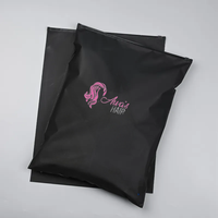 Sacs en plastique CPE givrés personnalisés noirs refermables à fermeture éclair pour sweats à capuche, t-shirts et vêtements