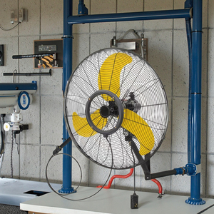 Ventilateur mural industriel commercial en métal, télécommande, oscillation mécanique, inclinaison, 3 vitesses, haute vitesse, montage mural en métal - Product Image 3