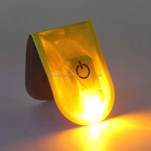 Luce di Sicurezza LED per Corridori Personalizzata Verywell, Clip Magnetica Riflettente in PVC Prismatico Stampato - Product Image 4