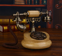Anciennes clés de téléphone européen antique, téléphone fixe rétro créatif fixe