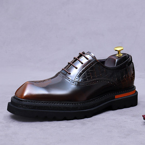 Top Designer de luxe 2025 nouvelle vente chaude Niuli britannique sculpté affaires décontracté à semelles épaisses formelles chaussures en cuir pour hommes - Product Image 6