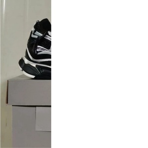 Chaussures de sport à semelle épaisse pour le basketball, en combinaison de couleurs noir et blanc, chaussures de tennis tendance pour l'extérieur, pour hommes et femmes - Product Image 1