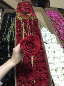 Flores <span class=keywords><strong>de</strong></span> Rosa <span class=keywords><strong>de</strong></span> Seda <span class=keywords><strong>Artificial</strong></span> Borgoña <span class=keywords><strong>de</strong></span> Tallo Largo, las Más Vendidas <span class=keywords><strong>de</strong></span> <span class=keywords><strong>Amazon</strong></span>, para Decoración del Hogar y Bodas - Product Image 2