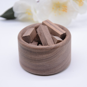 Diffuseur d'arômes en bois de noyer noir, petit support d'huiles essentielles naturelles, diffuseur décoratif en bois pour la maison et la voiture - Product Image 1