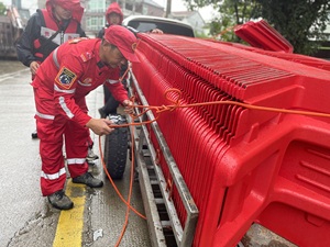 Hot Bán An Toàn Bên Ngoài Uốn Vách Ngăn Lũ Boxwall Lũ Rào Cản - Product Image 3