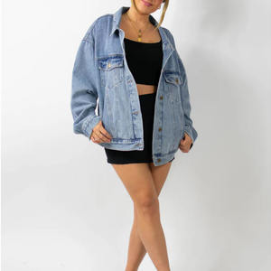 <span class=keywords><strong>Giacca</strong></span> di jeans <span class=keywords><strong>oversize</strong></span> di alta qualità personalizzata OEM <span class=keywords><strong>giacca</strong></span> da <span class=keywords><strong>donna</strong></span> nuova moda ampia Casual in Denim da <span class=keywords><strong>donna</strong></span> - Product Image 2