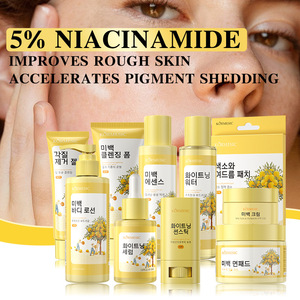 Linea Skincare Illuminante, Idratante e Rinfrescante per il <span class=keywords><strong>Viso</strong></span> con 90% di Pompelmo e 5% di Niacinamide per un Tono Radioso della Pelle - Ideale per il Commercio Transfrontaliero - Product Image 2