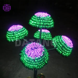 Luces LED Decorativas para Exteriores en Forma de Árbol de Hongos, IP65 Impermeables, para Navidad, Calles, Centros Comerciales, Hoteles, Resorts y Festivales - Product Image 2