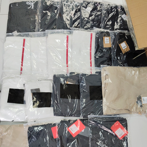 Seragam Latihan Sepak Bola 2025 Kualitas Thailand Jersey Sepak Bola Lengan Panjang Maillot Foot Pint Nama dan Nomor Jersey Sepak Bola Dengan LOGO - Product Image 4