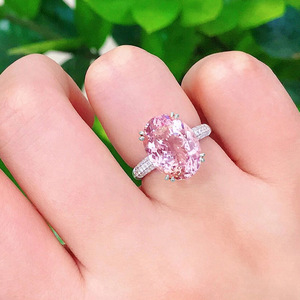 Anello di Design Ovale Grande, Stile Elegante, Anello da Dito per Donne - Product Image 3