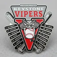 Épingles de revers personnalisées de haute qualité avec logo d'équipe de baseball, impression UV, émail souple, logo sportif
