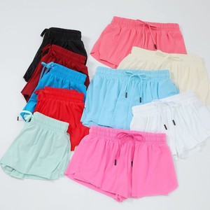 YIYI En gros Short papillon fluide 2-en-1 pour <span class=keywords><strong>femme</strong></span>, taille mi-haute, en soie glacée fluide, style preppy, pour le tennis, le yoga, l'entraînement et la course - Product Image 1