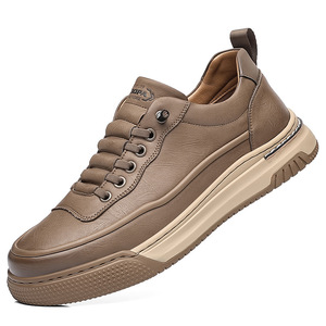 รองเท้าผ้าใบหนังลำลองสำหรับผู้ชาย หนังวัว พื้นรองเท้าส้นเตี้ยแบบยาง นุ่มสบาย สไตล์ลำลองสำหรับใส่ทำงาน รุ่น 9129 - Product Image 4