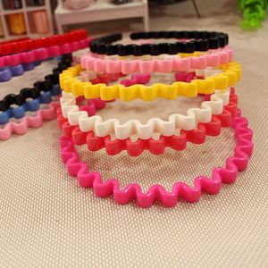Bandeau en plastique ondulé pour filles et enfants, bandeau coloré pour usage quotidien, accessoires pour cheveux, couleurs mélangées, origine Jinhua - Product Image 1
