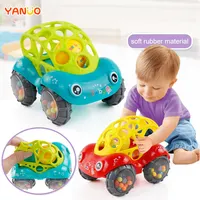 RattleとRoll Car、Assorted Colors O Ball Play Toy Kids Game Toddler Gift Baby知育玩具子供のためのRattles 0-2年