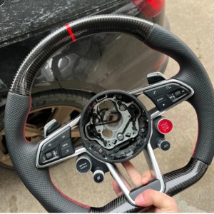 Volante de Cuero Perforado de Fibra de Carbono YLD Factory <span class=keywords><strong>Outlet</strong></span> para Audi A3 A4 A4L A5 A6 A6L A7 - Product Image 1