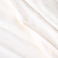 Tissu Jacquard Brocart Viscose Teint en Fil Beige pour Robe de Mariée Italienne Personnalisée – Fabrication Caizi