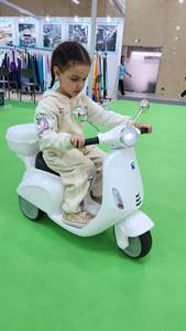 中国厂家直销三轮摩托车婴儿儿童电动摩托车男孩女孩<span class=keywords><strong>2</strong></span>-10岁 - Product Image 4