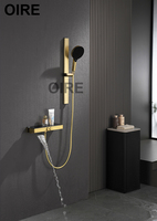 Oire Bathroom Wholesale Nouvelle Arrivée Robinet de Douche Thermostatique de Luxe en Laiton Brossé avec Barre de Douche Coulissante en Céramique pour Baignoire, Jet Pluie Doux