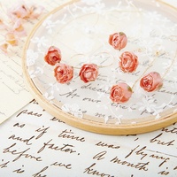 Boucles d'oreilles personnalisées bohèmes uniques faites à la main en résine UV avec de vraies fleurs séchées roses roses pour la Saint-Valentin 2024
